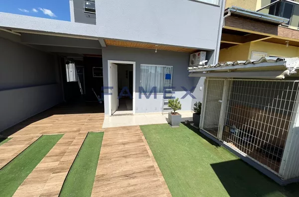 SOBRADO À VENDA NO BAIRRO SÃO FRANCISCO