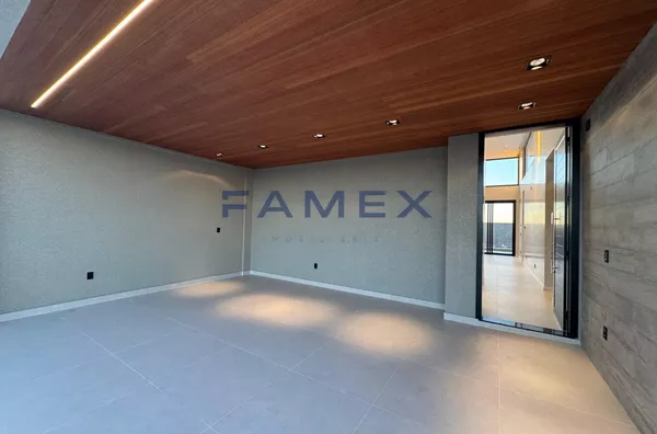 CASA ALTO PADRÃO NO BAIRRO CADORIN EM PATO BRANCO - 3 SUÍTES COM PISCINA