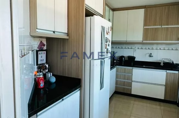 SOBRADO À VENDA - SANTA TEREZINHA - PATO BRANCO