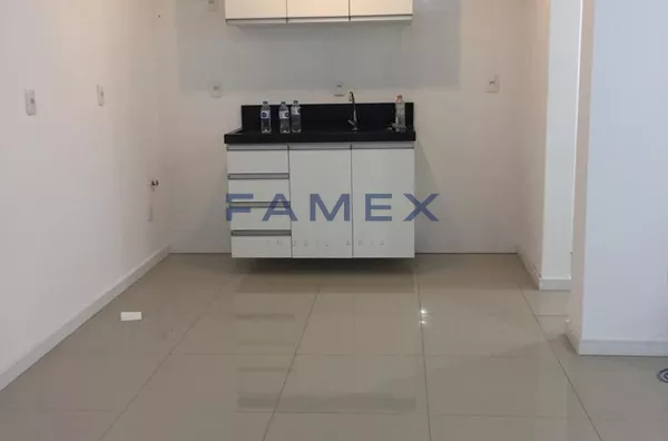 APARTAMENTO PARA LOCAÇÃO NO CENTRO COM  01 SUÍTE + 01 QUARTO 
