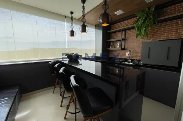 APARTAMENTO ÁREA INTERNA