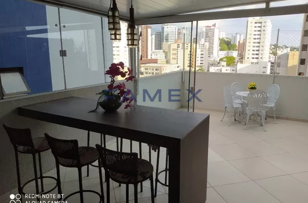 EXCELENTE APARTAMENTO NO CENTRO DE  PATO BRANCO, 1 SUITE + 2 DORMITORIOS.