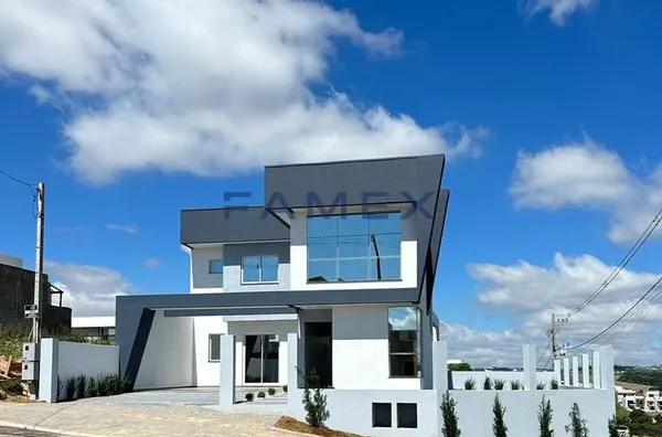 SOBRADO A VENDA NO BAIRRO FRARON EM PATO BRANCO - 1 SUÍTE + 2 QUARTOS 