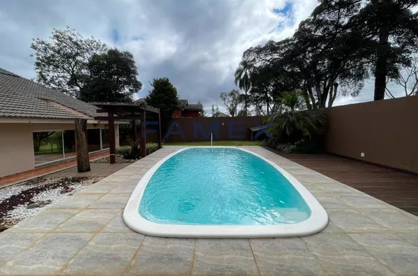 Casa térrea com piscina e area de lazer para locação no Bairro Pinheiros - Pato Branco. — foto 9