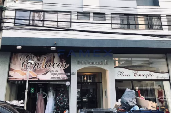 APARTAMENTO À VENDA NO CENTRO