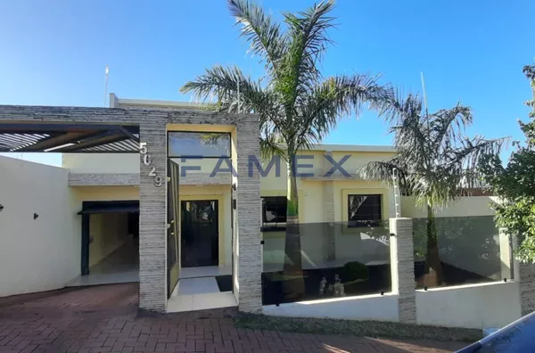 SOBRADO À VENDA ACEITA PERMUTA NA NEGOCIAÇÃO