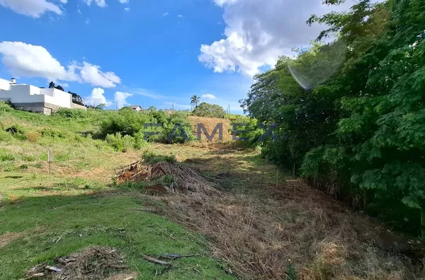 LOTE DE 512M² PRÓXIMO A NATUREZA