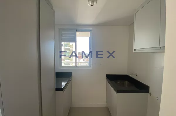 Apartamento para locação no Centro - Ed Safira com 01 suíte + 01 quarto