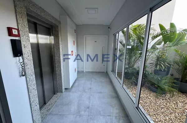 Apartamento para locação Ed Dona Angela com 01 suíte + 02 quartos