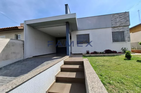 CASA À VENDA NO PARQUE DO SOM, ACEITA PERMUTA