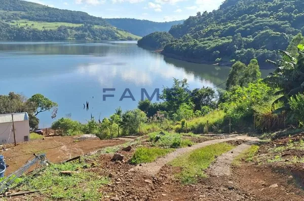 CASA A VENDA - ALAGADO - MANGUEIRINHA
