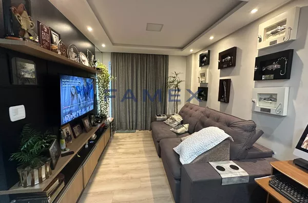 APARTAMENTO MOBILIADO NO CENTRO COM  01 SUÍTE + 01 QUARTO