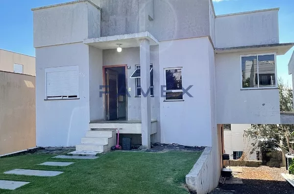 CASA A VENDA NO BAIRRO PLANALTO EM PATO BRANCO, COM 3 QUARTOS.