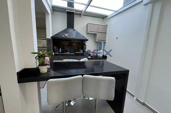 SOBRADO À VENDA NO BAIRRO SÃO FRANCISCO