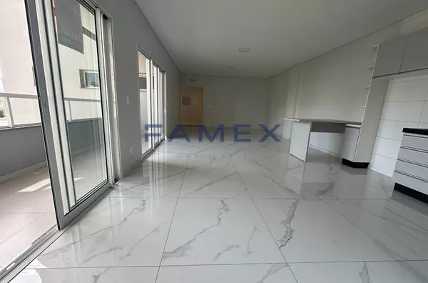 Apartamento para locação Ed Dona Angela com 01 suíte + 02 quartos