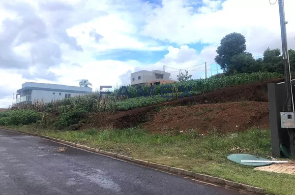 TERRENO À VENDA- BAIRRO CRISTO REI   PATO BRANCO/PR