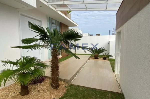 CASA ALTO PADÃO À VENDA BAIRRO INDUSTRIAL II COM SUÍTE MASTER MAIS 2 DORMITÓRIOS SENDO UMA DEMI SUÍTE