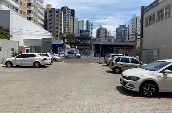 SALA COMERCIAL   SEMIMOBILIADA -  ELEVADOR PRIVATIVO - PROXIMO  POSTO ROTA 66