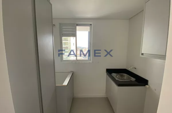 ED. SAFIRA - FINAL 03 - COM 01 SUITE +01 QUARTO - CENTRO - PROXIMO  A PRAÇA CENTRAL