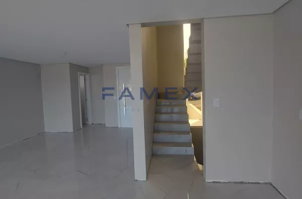 TRIPLEX ALTO PADRÃO À VENDA NO BAIRRO LA SALLE