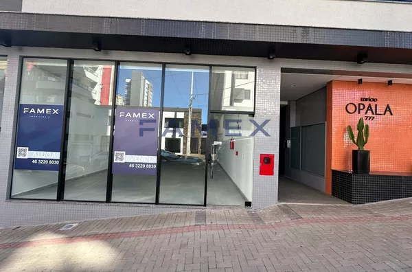 SALA COMERCIAL PARA LOCAÇÃO  NO CENTRO - ED OPALA