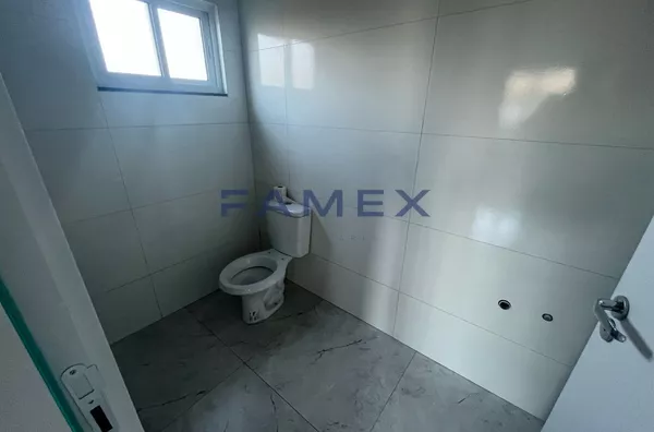 CASA NOVA À VENDA EM VITORINO