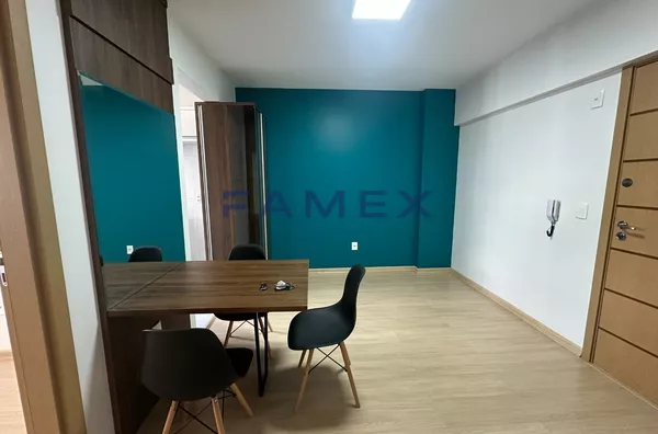 APARTAMENTO SEMIMOBILIADO NO CENTRO PARA LOCAÇÃO - COM 02 DORMITÓRIOS