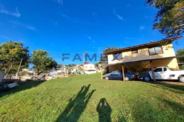 CASA À VENDA COM TERRENO GRANDE - SÃO VICENTE PATO BRANCO PR