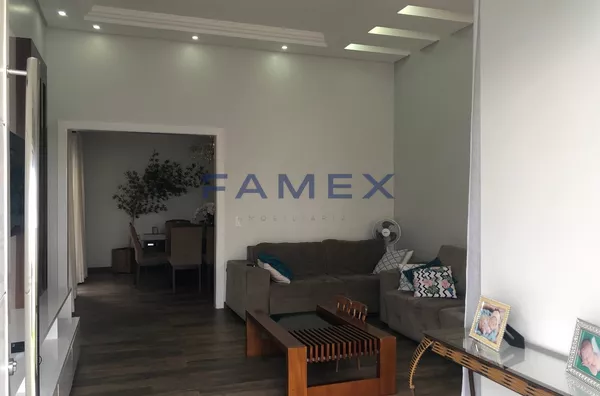 CASA À VENDA- BAIRRO INDUSTRIAL II  PATO BRANCO/PR