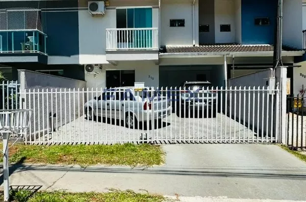 SOBRADO À VENDA - SANTA TEREZINHA - PATO BRANCO