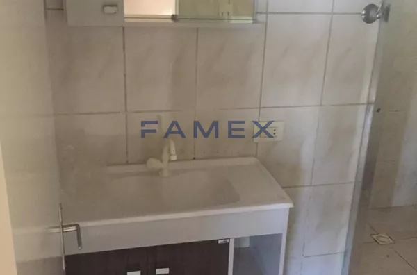 CASA DE ALVENARIA BAIRRO ANCHIETA COM 02 QUARTOS