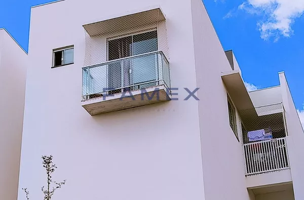 CASA À VENDA NO BAIRRO FRARON