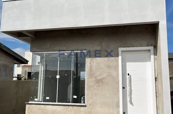 CASA NOVA À VENDA - BAIRRO PAGNOCELLI PATO BRANCO-PR