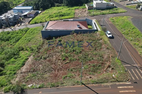 TERRENO À VENDA NO BAIRRO PINHEIRINHO
