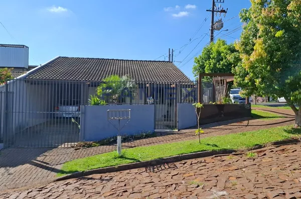 CASA À VENDA,  BAIRRO SÃO FRANCISCO, PATO BRANCO