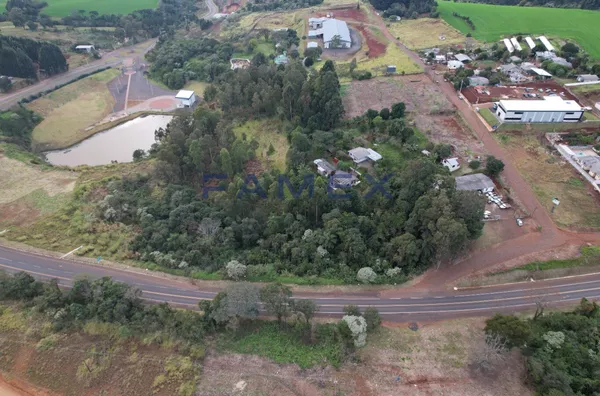 CHÁCARA À VENDA AO LADO DA PEDREIRA COM FRENTE PARA BR