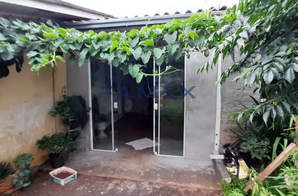 TERRENO DE ESQUINA DE 858M² POTENCIAL DE CONSTRUÇÃO 6 ANDARES