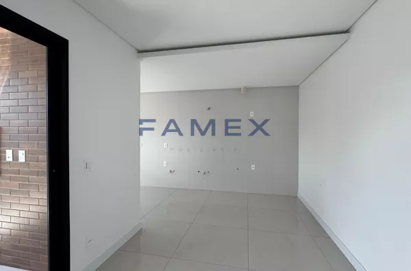 Apartamento para locação  Centro Ed Turmalina com 02 suítes + 01 quarto