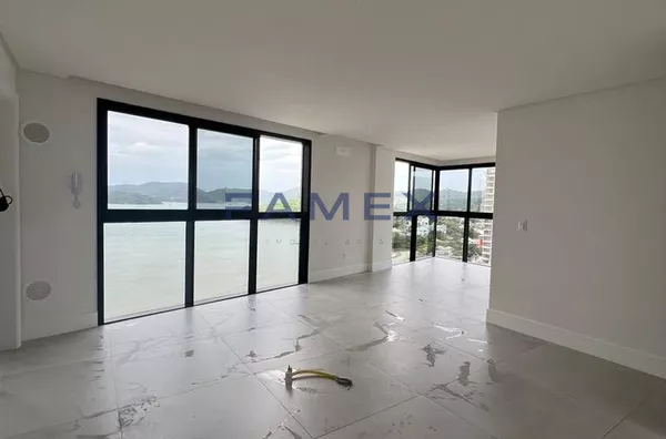 APARTAMENTO ALTO PADRÃO A VENDA COM VISTA MAR PERMANENTE EM PORTO BELO - 2 SUÍTES