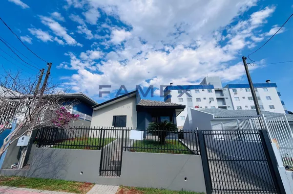 Casa para venda, próxima ao Shopping Bairro Vila Isabel em Pato Branco-PR