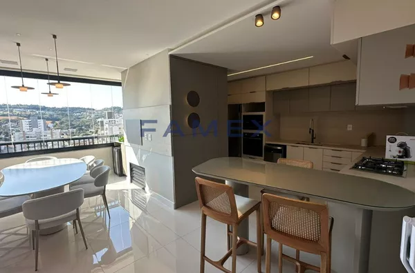 APARTAMENTO TODO MOBILIADO - 2 SUITES + 1 QUARTO - CENTRO - 2 VAGAS