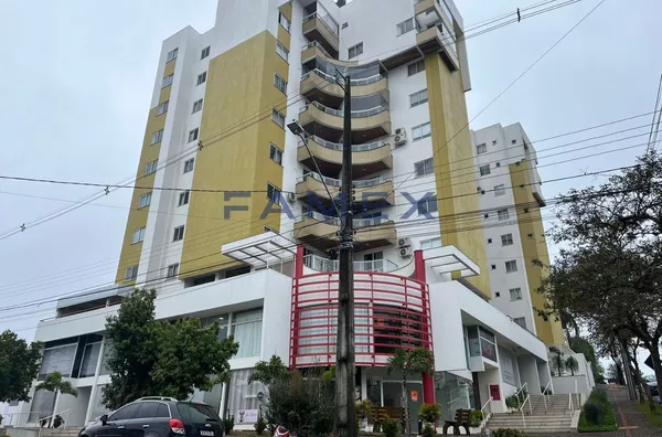 APARTAMENTO À VENDA NO ED. MORADAS DE SÃO FRANCISCO