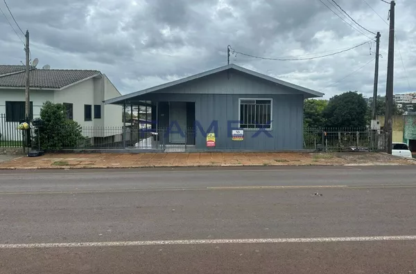 TERRENO COM CASA DE MADEIRA - CRISTO REI - PATO BRANCO