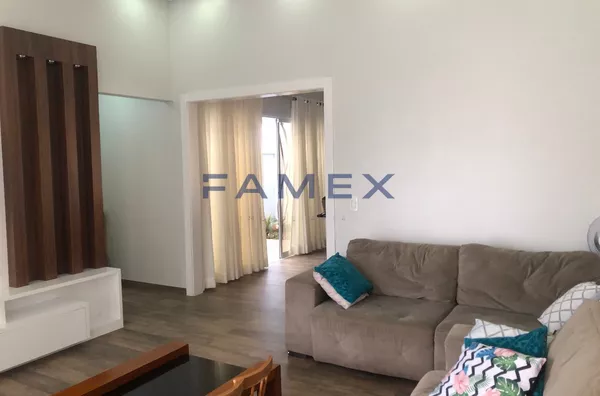 CASA À VENDA- BAIRRO INDUSTRIAL II  PATO BRANCO/PR