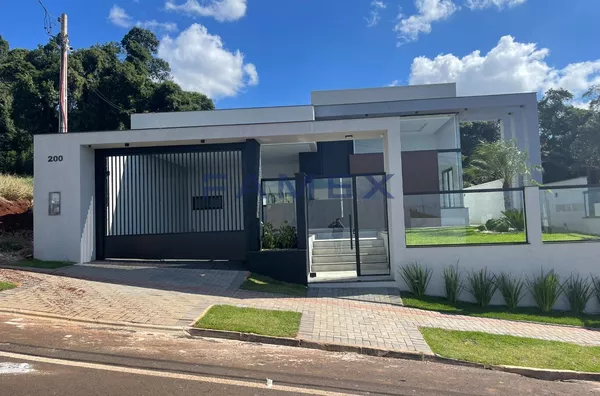 CASA ALTO PADRÃO A VENDA NO BAIRRO CADORIN - 3 SUÍTES