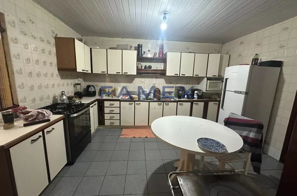 CASA  A VENDA BAIRROJARDIM PRIMAVERA COM 01 SUITE +  02 QUARTOS