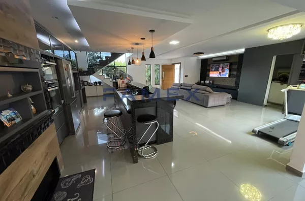 Sobrado para venda, 3 quarto(s),  Santa Terezinha, Pato Branco