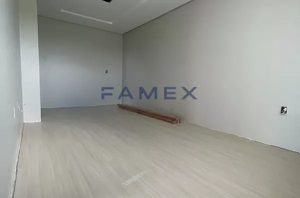 SOBRADO A VENDA NO BAIRRO FRARON EM PATO BRANCO - 1 SUÍTE + 2 QUARTOS 