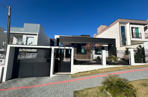 CASA À VENDA NO FRARON, ACEITA PERMUTA POR APARTAMENTO NO CENTRO