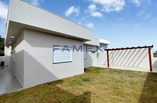 CASA À VENDA-BAIRRO PARQUE DO SOM-PATO BRANCO-PR-